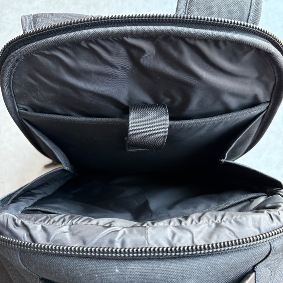 Filson Dryden backpack, 25.5L, Cordura nylon, Navy - Picture 7 of 13